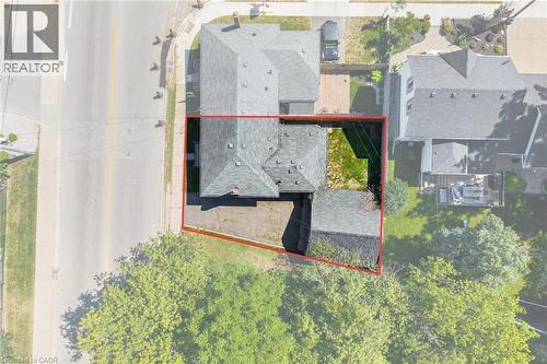 21 Cedar Street, Cambridge, ON 