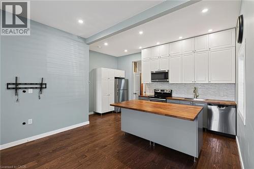 21 Cedar Street, Cambridge, ON 