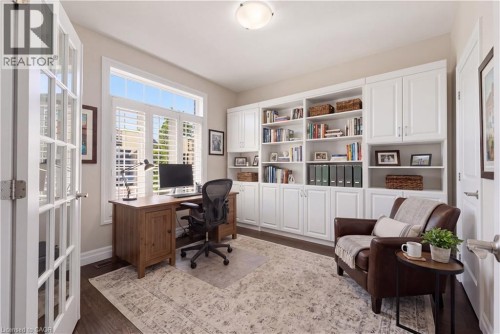 Items in photo are for visualization purposes only and may not be present at the time of visit. - 2800 Sheffield Place, London, ON 
