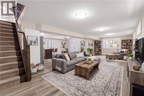 Items in photo are for visualization purposes only and may not be present at the time of visit. - 2800 Sheffield Place, London, ON 