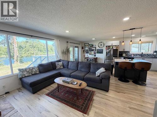 2733 Riverview Drive, Vanderhoof, BC 