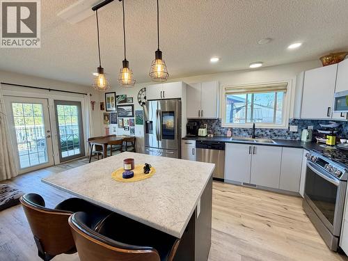 2733 Riverview Drive, Vanderhoof, BC 