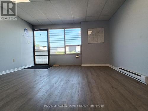 1580 Liverpool Court, Ottawa, ON 