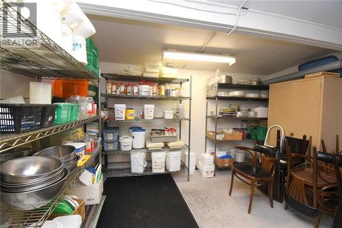 942-946 Barton Street E, Hamilton, ON 