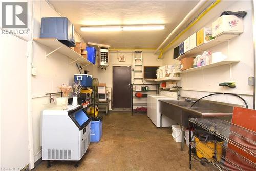 942-946 Barton Street E, Hamilton, ON 