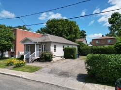 60 Rue Matte  Sainte-Thérèse, QC J7E 2W7