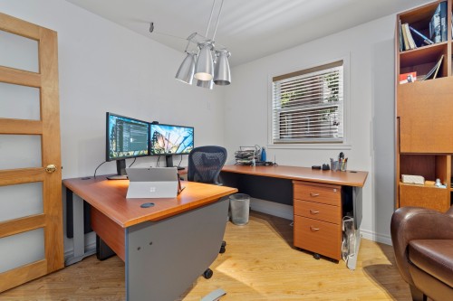 Bureau - 60 Rue Matte, Sainte-Thérèse, QC 