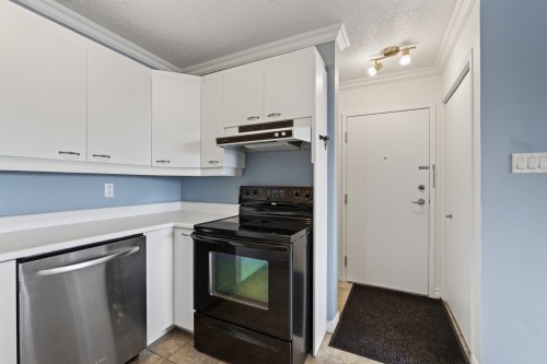 Kitchen - 301-1583 Rue Édith, Québec (Charlesbourg), QC 