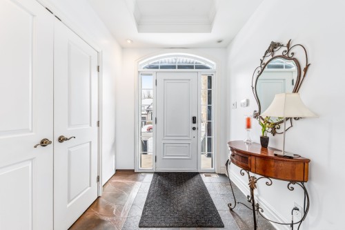 Hall d'entrée/Vestibule - 329 Rue Daudelin, Farnham, QC 