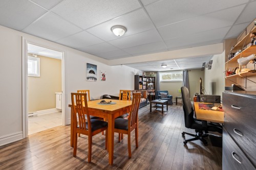 Salle familiale - 329 Rue Daudelin, Farnham, QC 