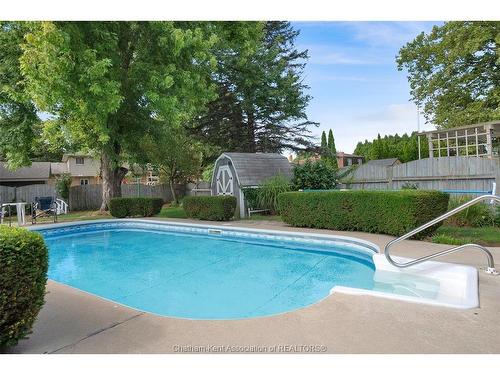 25 Sylvester Drive, Chatham, ON 