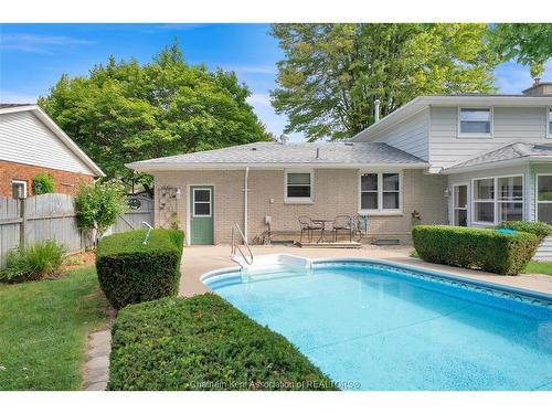 25 Sylvester Drive, Chatham, ON 
