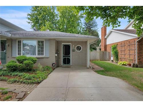 25 Sylvester Drive, Chatham, ON 