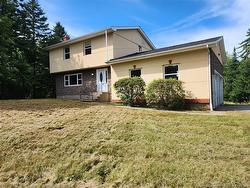 6 Charles  Rothesay, NB E2E 5E7