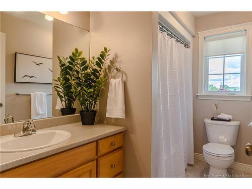 8 Aaron Ave, Quispamsis, NB 