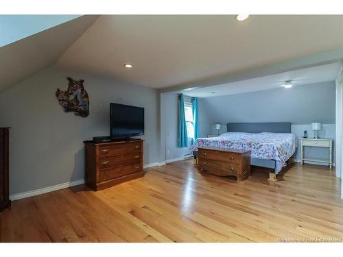 5 Mcgraw Rd, Bains Corner, NB 