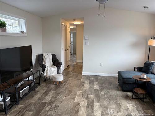 89 Glenview Dr, Saint John, NB 