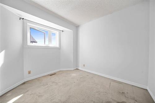 276 Margate Rd, Winnipeg, MB 