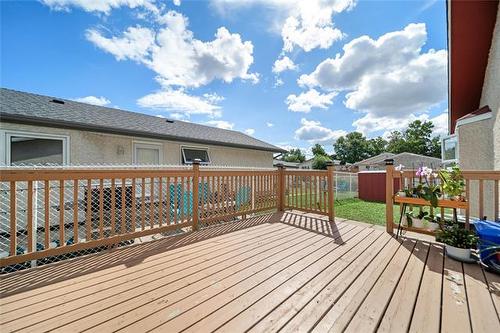 276 Margate Rd, Winnipeg, MB 
