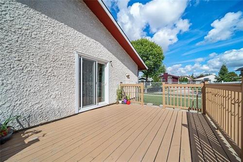 276 Margate Rd, Winnipeg, MB 