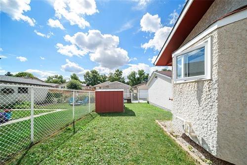 276 Margate Rd, Winnipeg, MB 