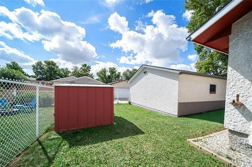 276 Margate Rd, Winnipeg, MB 