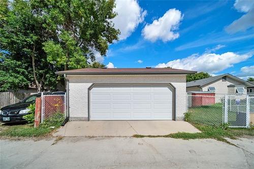 276 Margate Rd, Winnipeg, MB 