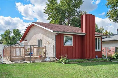 276 Margate Rd, Winnipeg, MB 