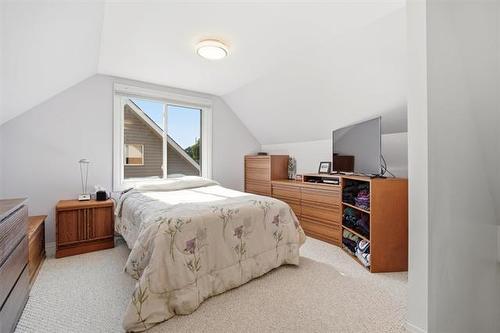 1161 Dudley Ave, Winnipeg, MB 