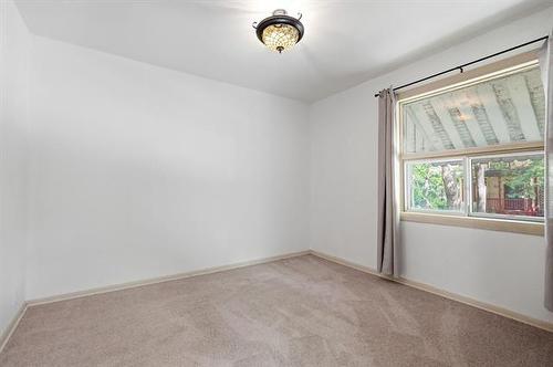 42 Curtis St, Winnipeg, MB 
