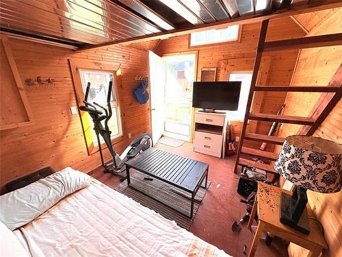41 North Dr, Grand Marais, MB 