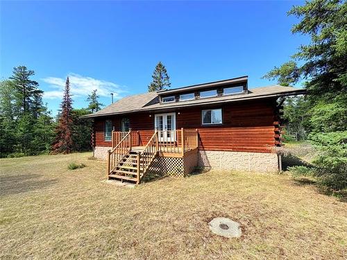 90 Shoreline Dr, Alexander, MB 