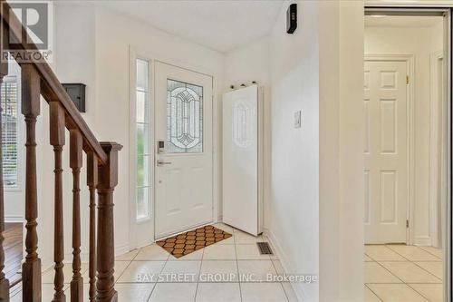 62 SUMMERSET DRIVE , Barrie, Ontario L4N 6G5 5