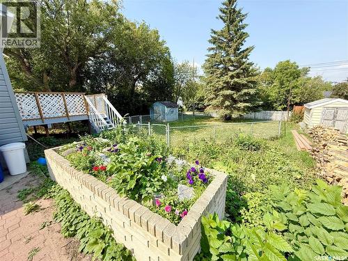 325 3Rd Avenue S, Weyburn, SK 