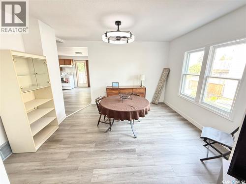 325 3Rd Avenue S, Weyburn, SK 