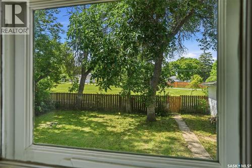 2928 Queen Street, Regina, SK 