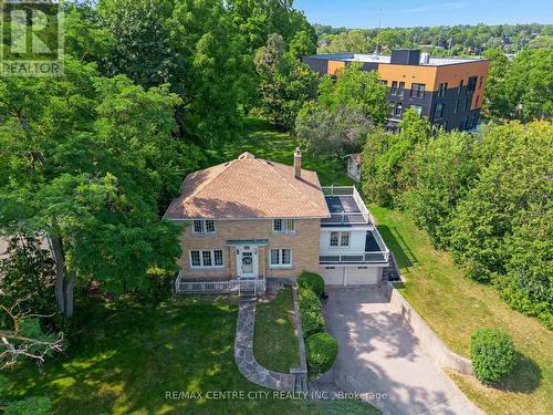 272 Sheldon Avenue N, Kitchener, ON 