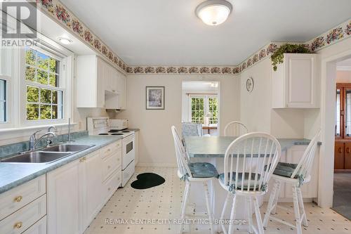 272 Sheldon Avenue N, Kitchener, ON 