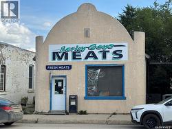 245 James STREET N  Lumsden, SK S0G 3C0