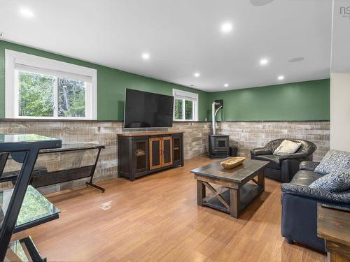 25 Dumbarton Avenue, Dartmouth, NS 