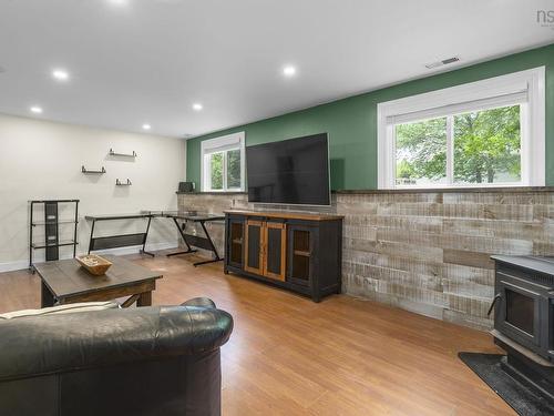 25 Dumbarton Avenue, Dartmouth, NS 