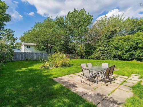 25 Dumbarton Avenue, Dartmouth, NS 