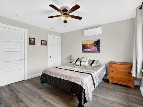 185 Titanium Crescent, Halifax, NS 