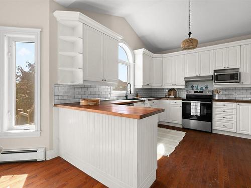 65 Stone Gate Drive, Halifax, NS 