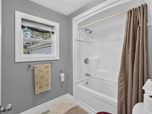 33 Bayview Drive, Summerside, PE 