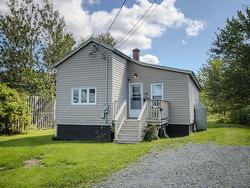 47 Green Road Grand Lake Road, NS B1P 3E4