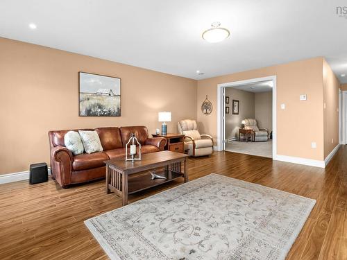 22 Chaucer Lane, Timberlea, NS 