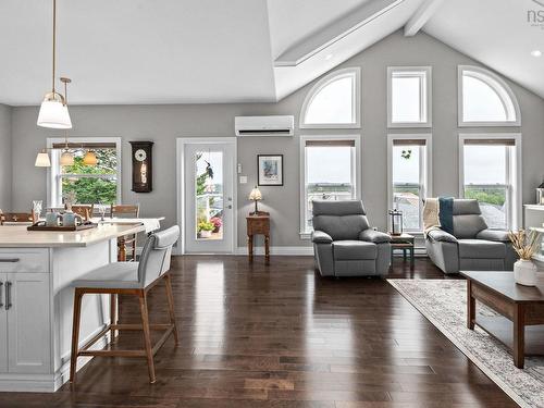 22 Chaucer Lane, Timberlea, NS 