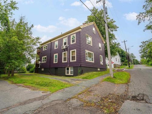 9 Cedar Street, Windsor, NS 