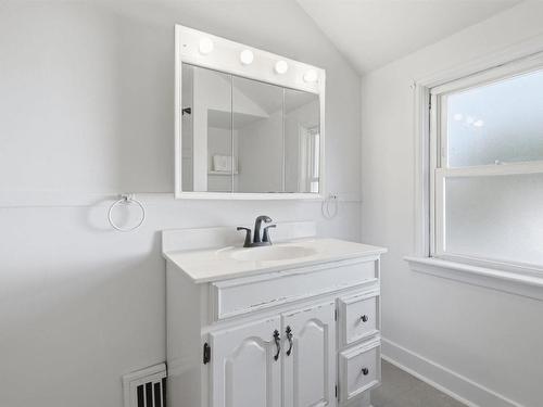 148 Victoria Road, Dartmouth, NS 